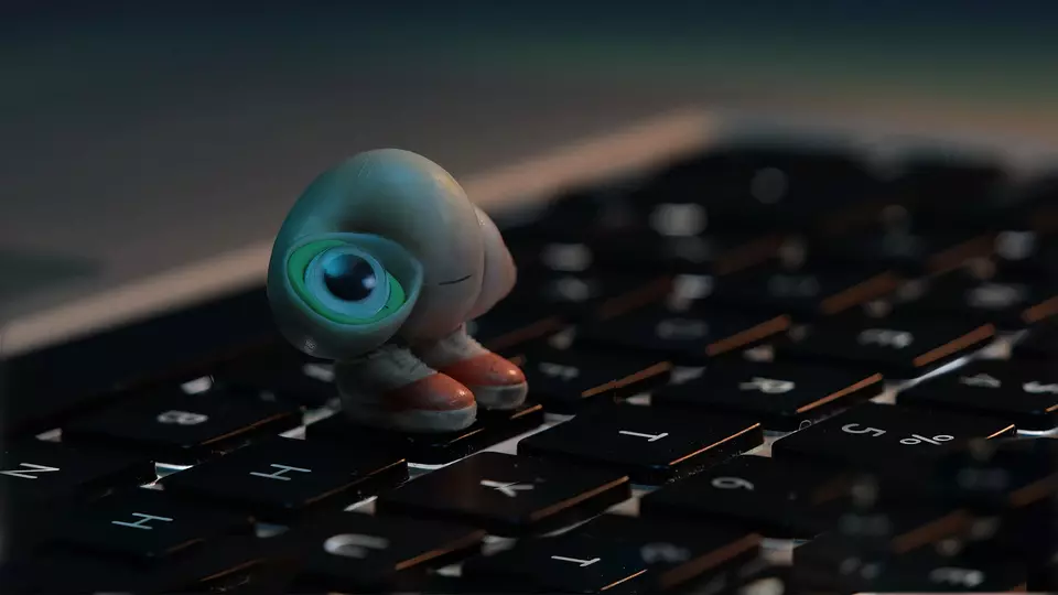 Марсель, ракушка в ботинках