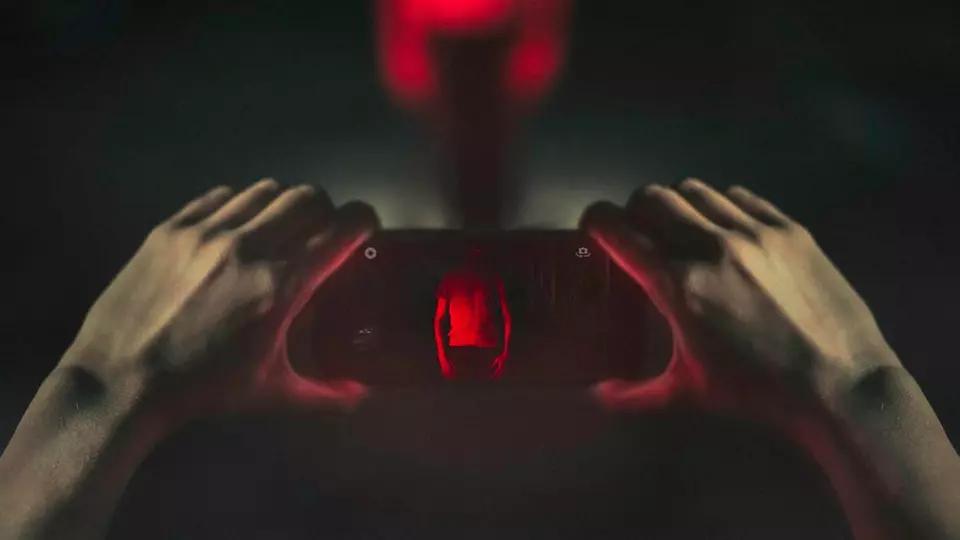 You Die: Scarica L'App, Poi Muori