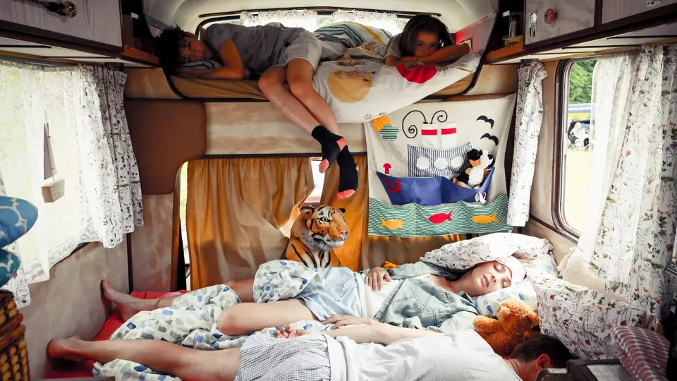 Prázdniny s Broučkem (Holiday on Four Whee)