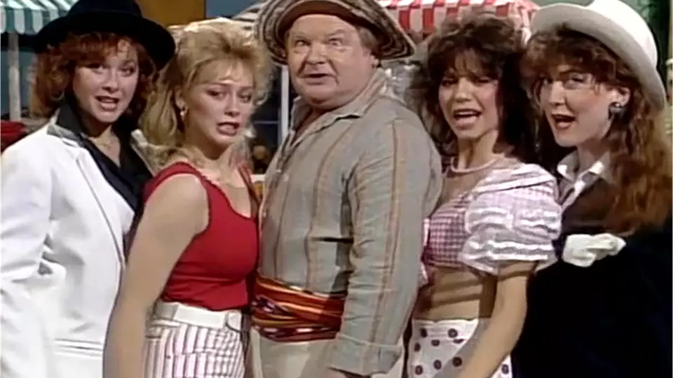 Шоу Бенни Хилла